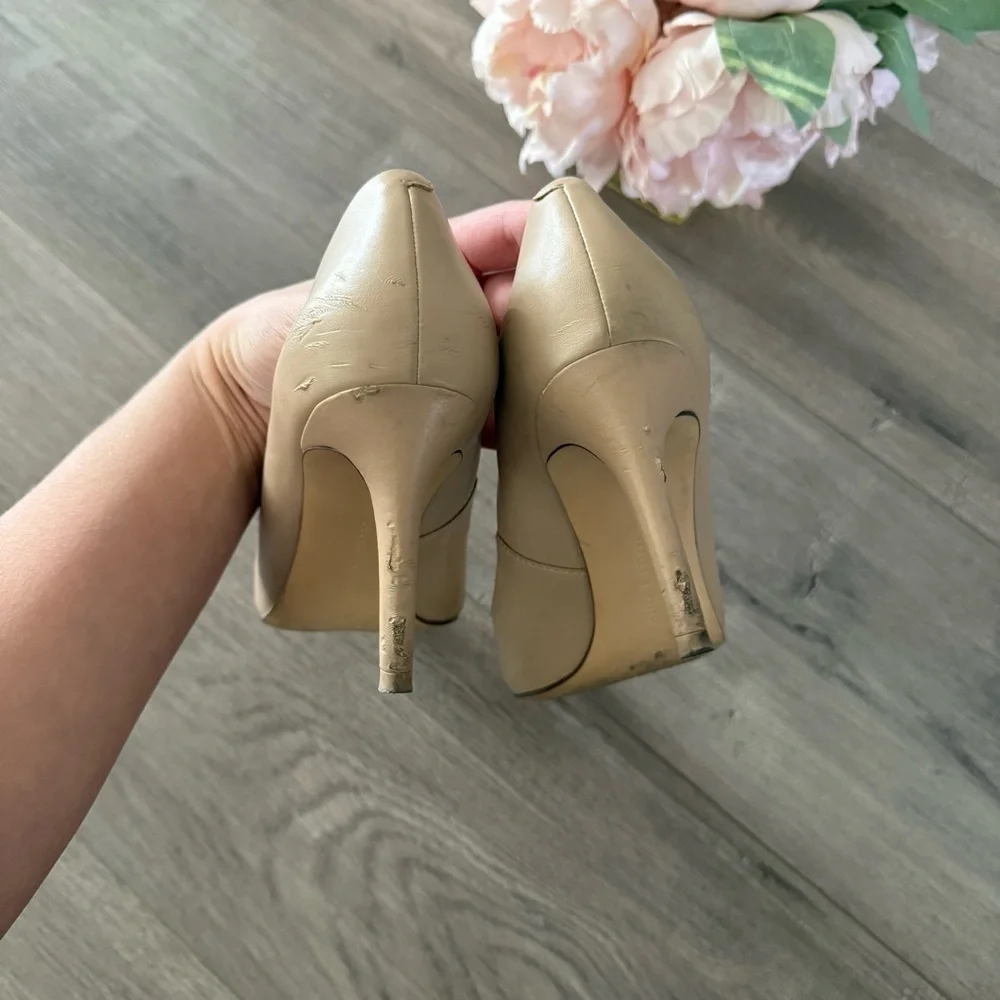 Charles & Keith Emmy Nude‎ Leather Point Toe Classic Heels